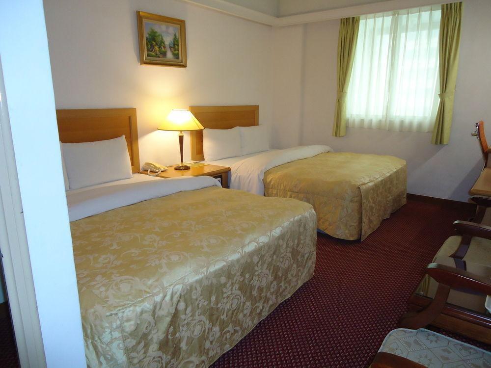 Oriental Hotel Tainan Zewnętrze zdjęcie